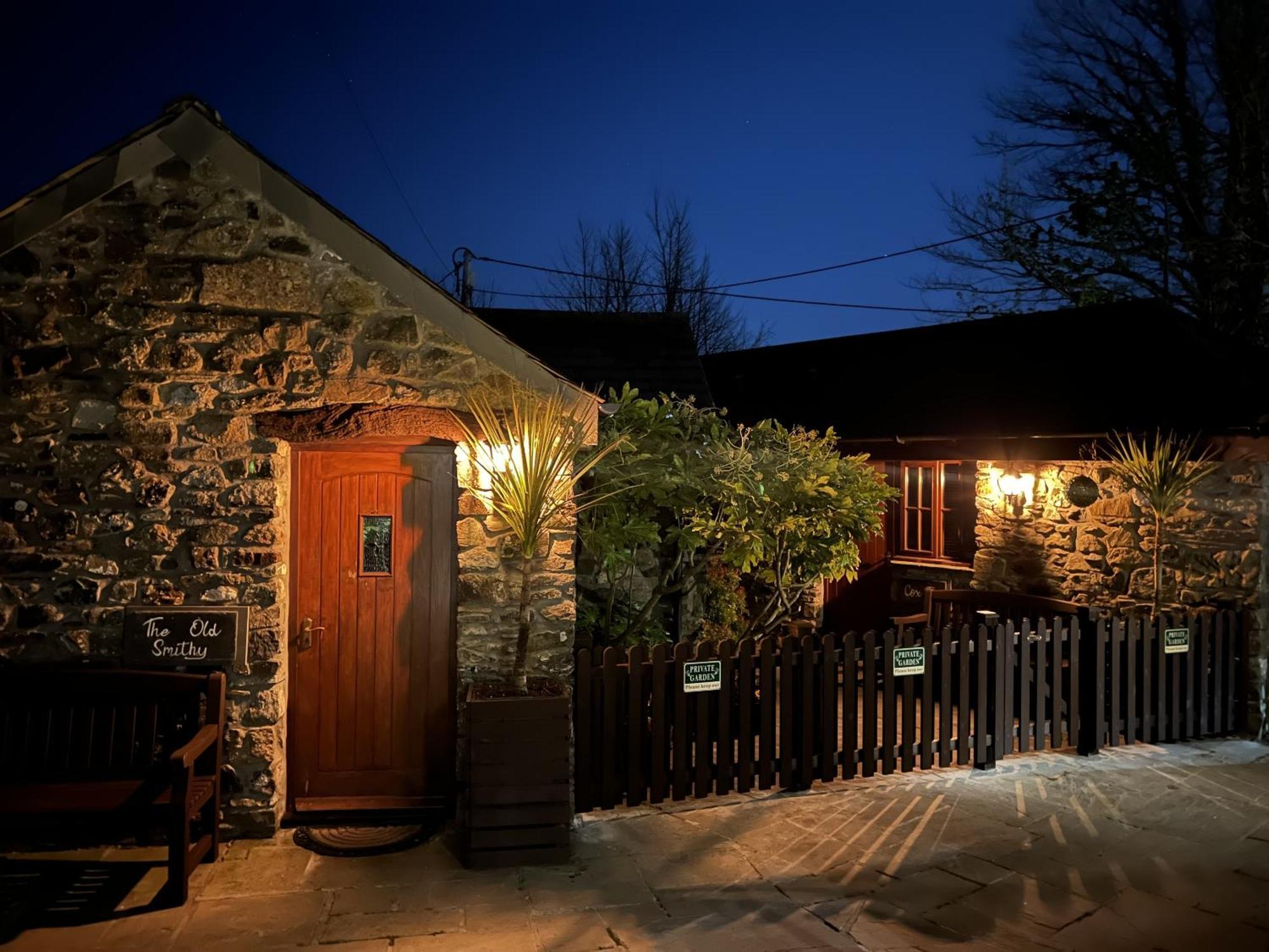 The Mary Tavy Inn Marytavy 外观 照片