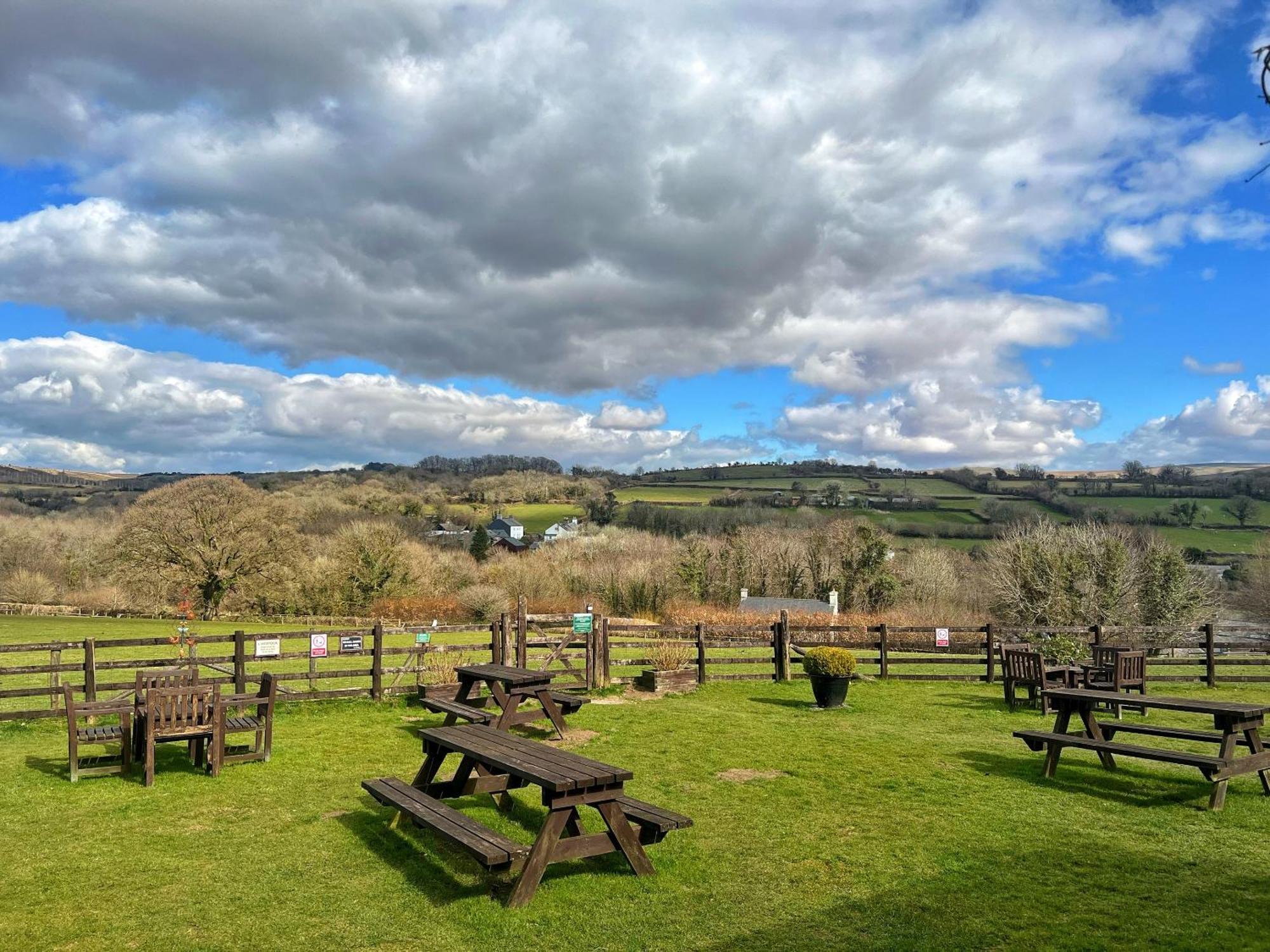 The Mary Tavy Inn Marytavy 外观 照片